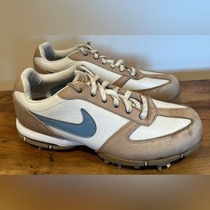 Nike Women’s leather golf cleats size 6.5